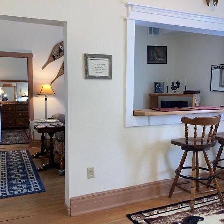 Historic Capitol Hotel Vacation Suites Downtown Buffalo Exteriör bild