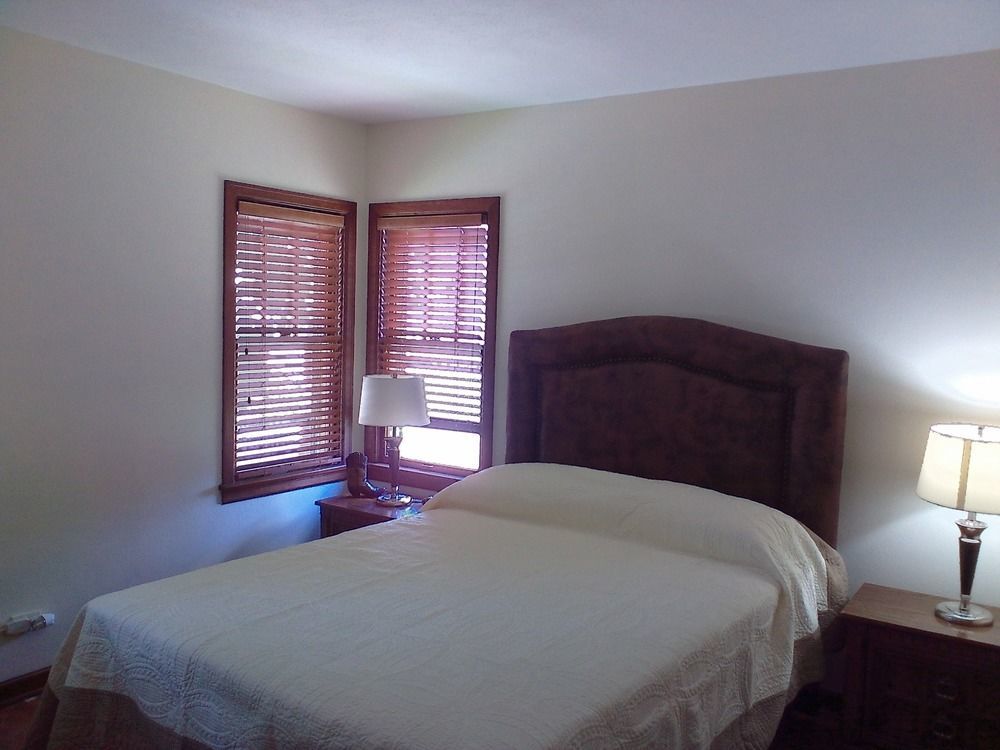 Historic Capitol Hotel Vacation Suites Downtown Buffalo Exteriör bild